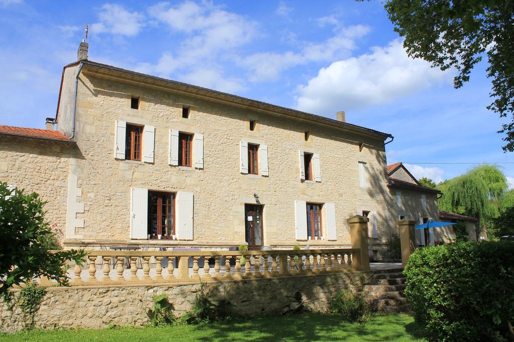 Villefranche-de-Lonchat 샤토 퓨그레니어 B&B 외부 사진